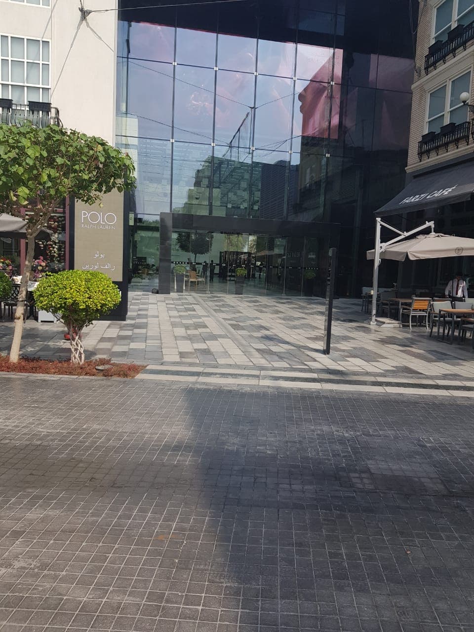 COM-IoT signed contract and deployed I-Trac intelligent security solution in a top rated tourist out-door location
